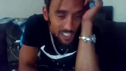 convertibl online show from October 31, 2:23 am