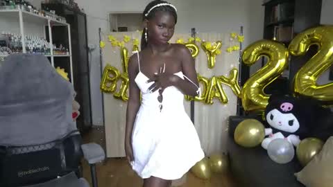 Snapshot of conymegan chatting on September 12, 1:02 pm Carola  independent model online show from September 12, 1:02 pm