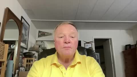 Snapshot of cookoosnest chatting on February 4, 7:18 am cookoosnest online show from February 4, 7:18 am