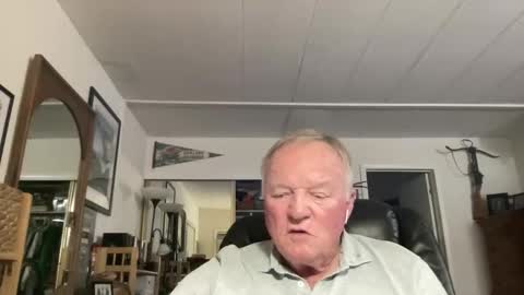 Snapshot of cookoosnest chatting on November 1, 4:55 am cookoosnest online show from November 1, 4:55 am