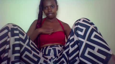 coquine_lara online show from April 19, 11:33 am