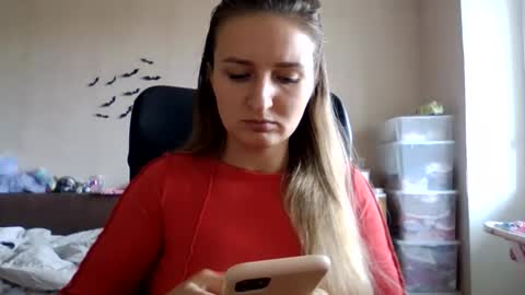 cora_fora online show from October 8, 9:26 am