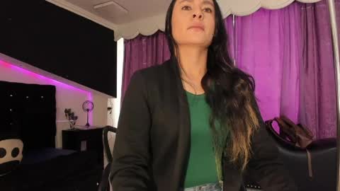 Coral  online show from April 9, 12:22 pm