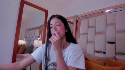 Coral online show from December 5, 10:50 pm