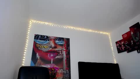 vivi online show from February 24, 4:49 am