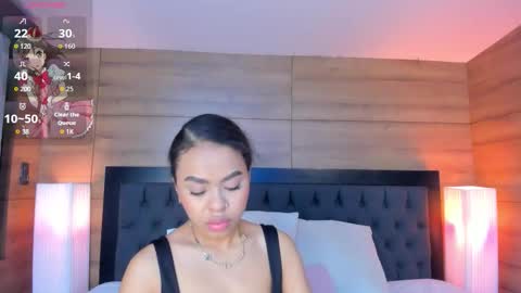 coralineross_ online show from January 9, 11:05 am