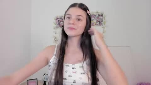Coraline uwu     Bienvenidos al dulce mundo de Coraline    Hola amores soy Coraline  Una chica  tierna juguetona online show from July 16, 3:21 am