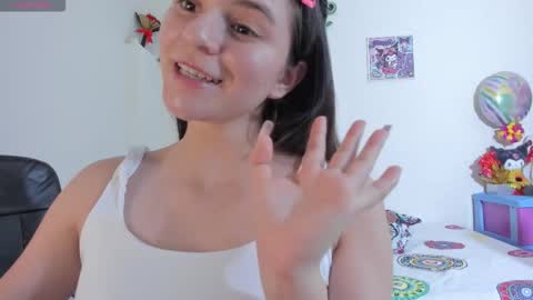 Snapshot of coralinexxx07 chatting on September 22, 8:24 pm Coraline uwu     Bienvenidos al dulce mundo de Coraline    Hola amores soy Coraline  Una chica  tierna juguetona online show from September 22, 8:24 pm