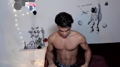 CoreyGlover online show from November 5, 8:16 am