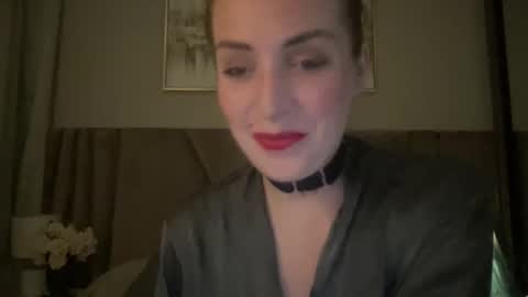 cosmo_blondiee online show from September 25, 8:16 pm