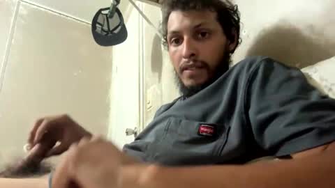 countryguy1235 online show from April 22, 1:57 am