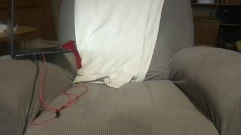 Snapshot of countryguy751601 chatting on December 17, 10:54 pm countryguy751601 online show from December 17, 10:54 pm