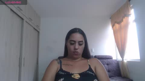  ALEJANDRO Y EMILY  online show from November 10, 3:48 pm