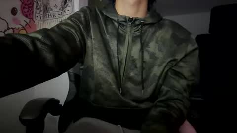 MIA LIZ AND SAM online show from April 4, 7:04 am