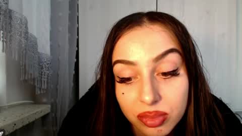 Courtney online show from April 14, 1:58 pm