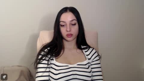 Courtney online show from February 10, 6:00 pm