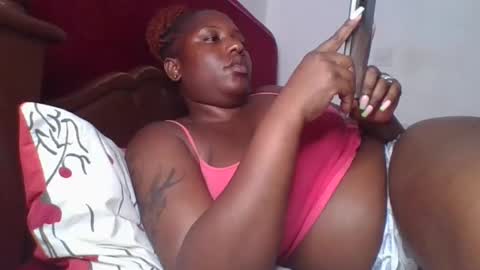 Erykah online show from December 4, 7:06 pm