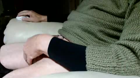 cplmature87 online show from March 6, 11:37 pm