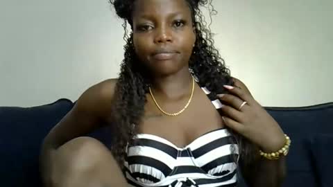 craizybitch online show from November 3, 4:35 am