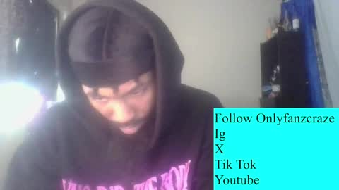 craze320084 online show from April 21, 7:10 pm