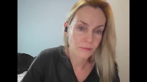 Anny online show from May 15, 6:48 pm
