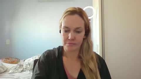 Anny online show from March 2, 10:44 am