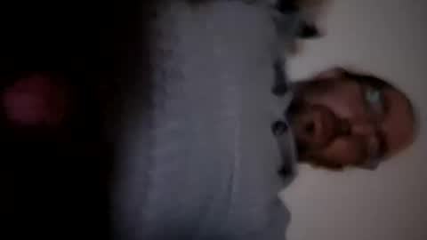 Snapshot of crazybird86 chatting on December 9, 12:34 am crazybird86 online show from December 9, 12:34 am