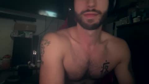 Snapshot of crazydill28 chatting on October 20, 8:58 pm crazydill28 online show from October 20, 8:58 pm