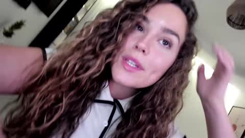 Patricia Lpez online show from November 1, 8:41 pm