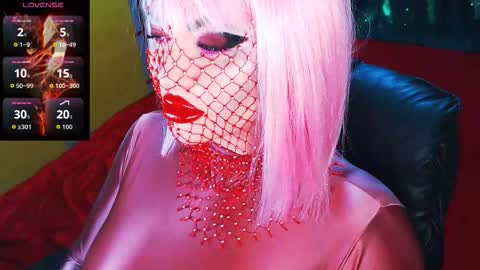 Roxy online show from February 14, 3:04 pm