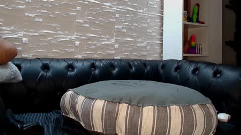 CreampiEnacia online show from February 5, 7:45 am