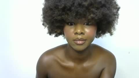 queen online show from January 28, 4:30 pm