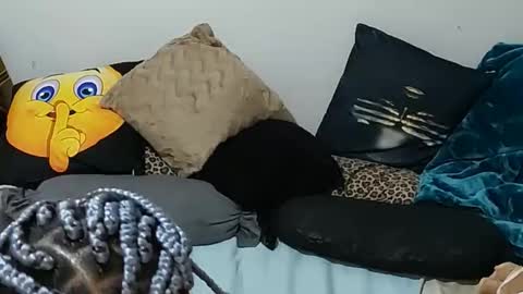 creamyhub online show from October 13, 9:33 am