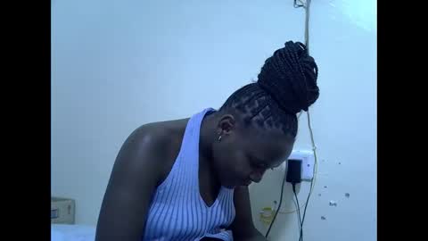 creamyypussyy online show from February 12, 12:03 am