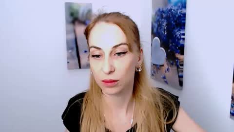 Snapshot of create_your_own_sun chatting on September 9, 12:49 pm Lera online show from September 9, 12:49 pm