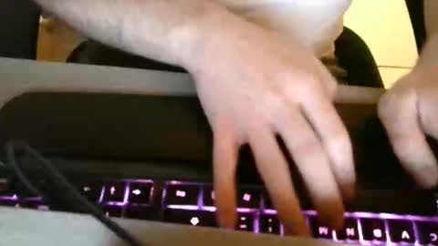 Snapshot of creator8871 chatting on October 7, 4:58 pm creator8871 online show from October 7, 4:58 pm