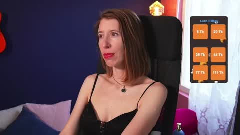 Quinn de la Creme online show from May 9, 2:17 am