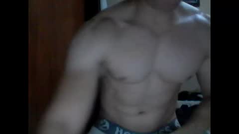 Snapshot of cris2428 chatting on February 5, 4:59 am cris2428 online show from February 5, 4:59 am