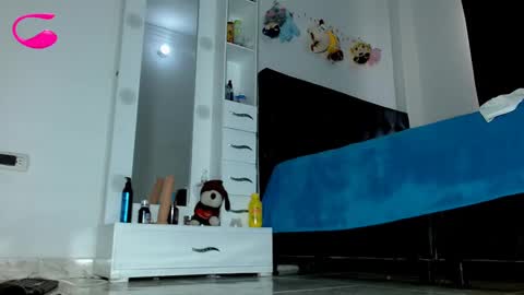 yereimis y jaider  online show from February 25, 5:40 pm