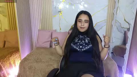  Cristal  online show from April 18, 7:07 pm