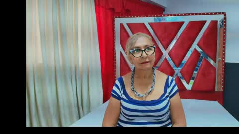 cristalmature online show from June 3, 1:14 pm