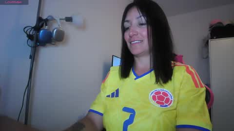 cristalmoon online show from June 1, 8:32 pm