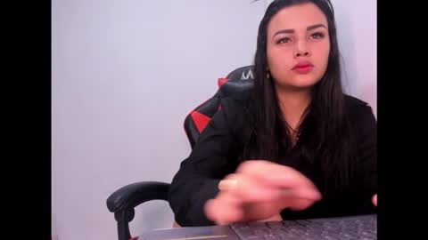 Snapshot of cristalsadik24 chatting on October 6, 3:35 am CRISTAL SADIK online show from October 6, 3:35 am