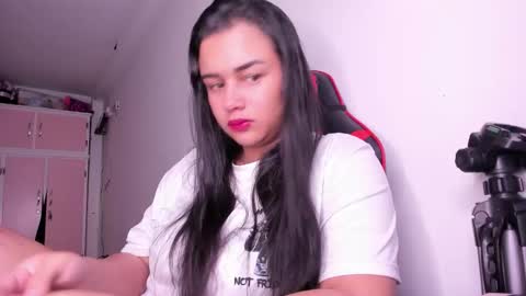 Snapshot of cristalsadik24 chatting on September 30, 8:58 am CRISTAL SADIK online show from September 30, 8:58 am