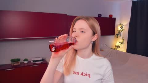 Cristas online show from April 1, 12:06 pm