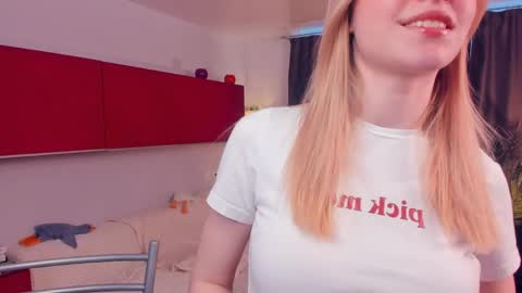 Cristas online show from April 22, 12:23 pm