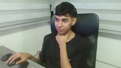 cristhian online show from September 27, 6:22 am