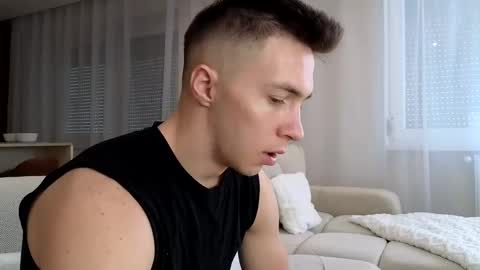 CristianoHailey online show from March 9, 10:41 am