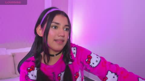 C R I S T I N online show from April 5, 2:47 pm