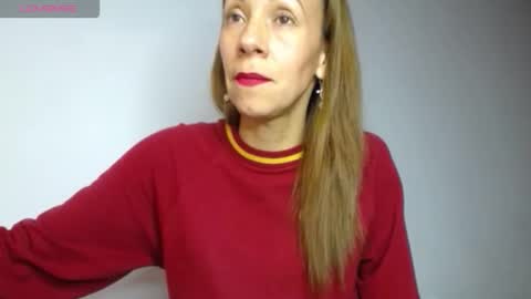 Snapshot of cristin_doll chatting on October 1, 5:34 pm cristina online show from October 1, 5:34 pm